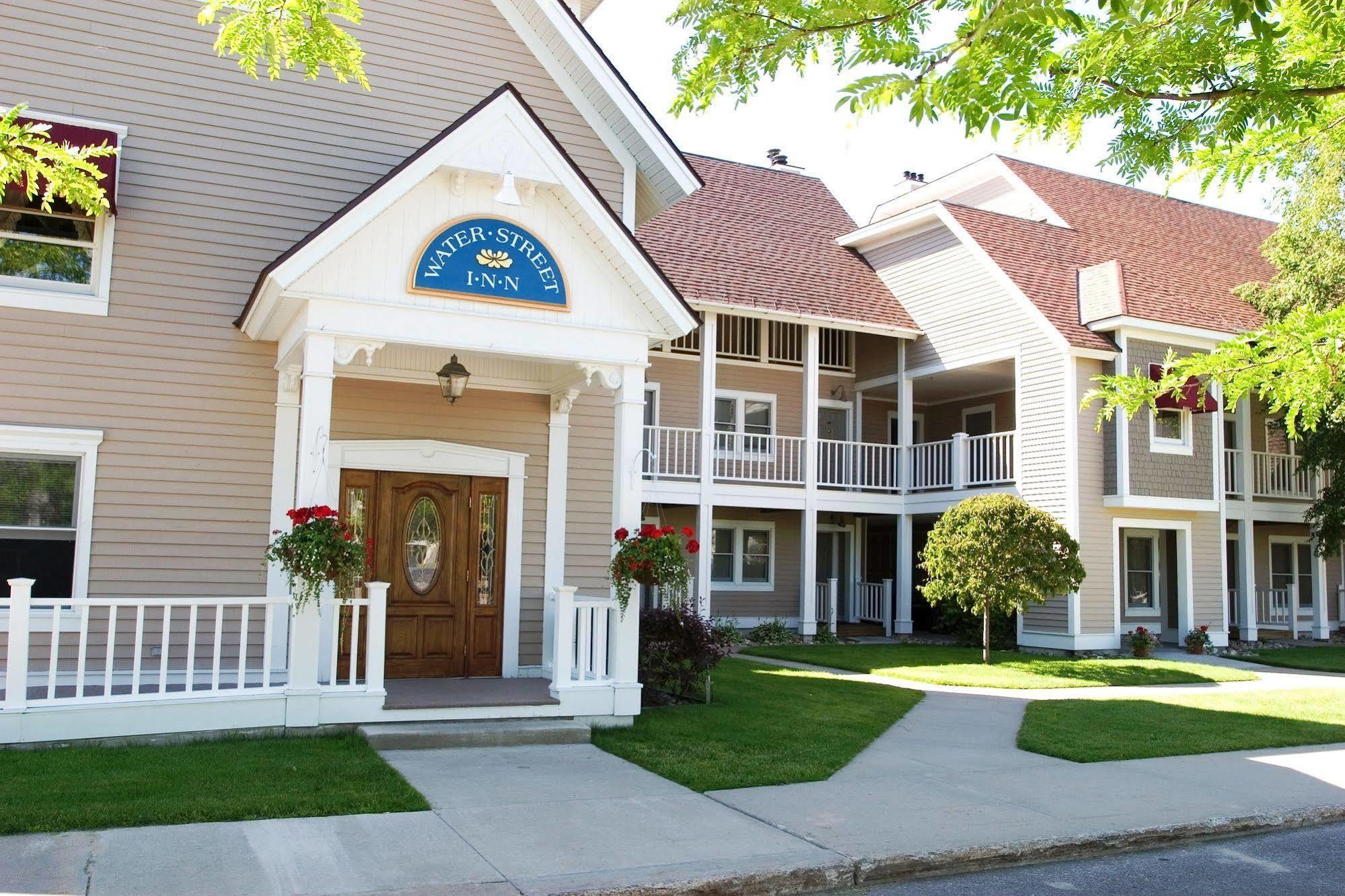 Water Street Inn Boyne City Exterior photo